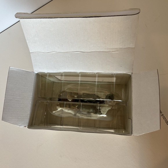 Currier & Ives Hand Crafted Polyresin‎ "The Snow Storm" Oxen with Firewood - Picture 14 of 14